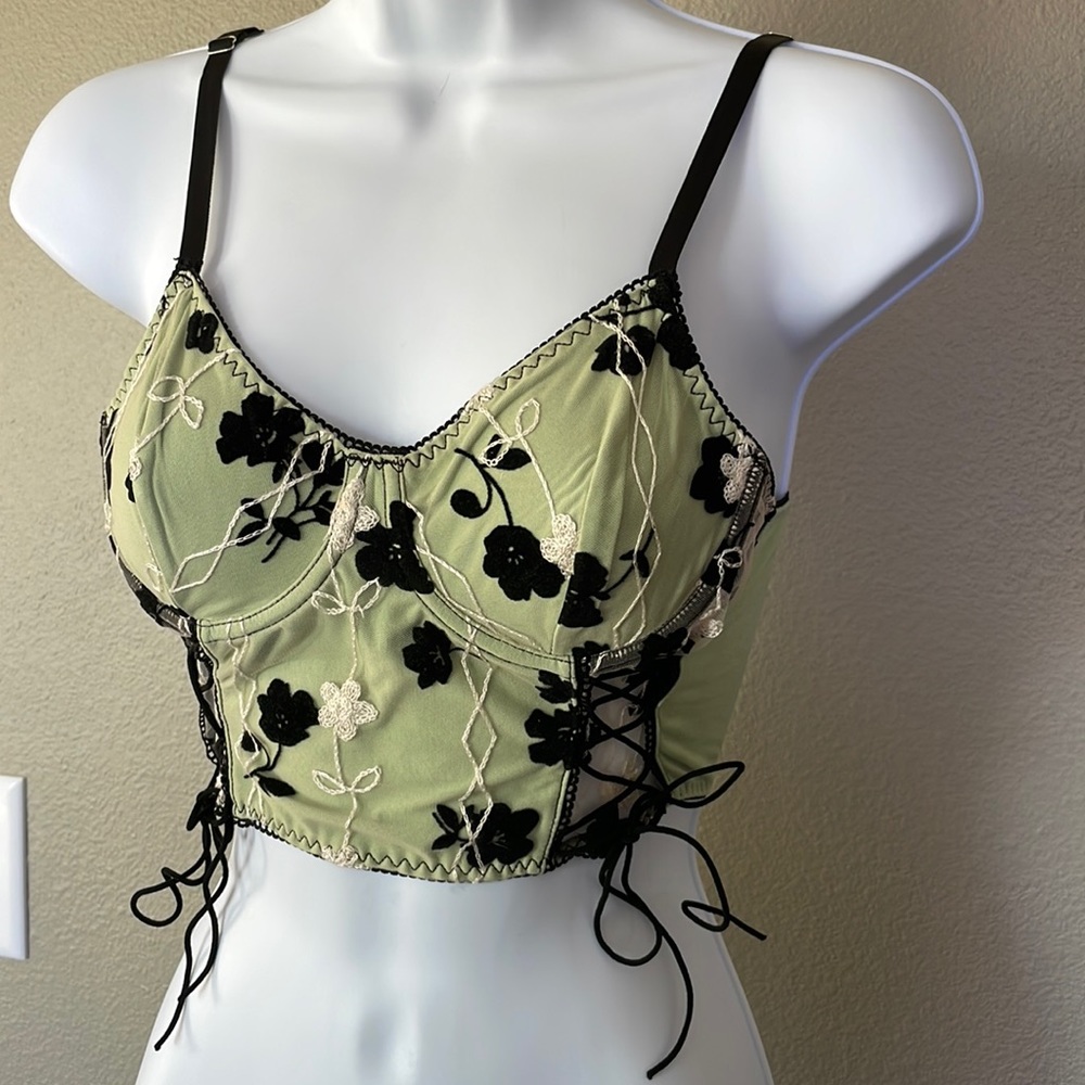 Pixie crop top